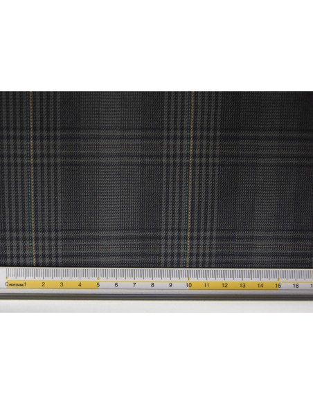 Pura lana pettinata scozzese grigia con riga gialla