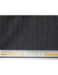 Pura lana con lavorazione a spigato fant. gessato 2